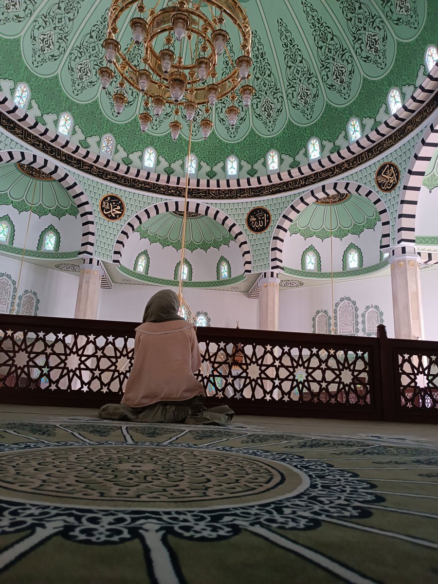 Allahım! 
Ben en çok sana gelen yolu sevdim, yolundan ayırma.. 💚