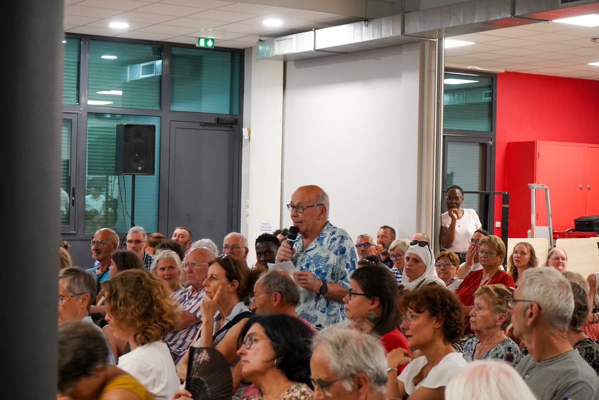 ChristopheBechu's tweet image. 200 habitants du quartier Deux-Croix - Banchais réunis ce soir, pour échanger sur la vie du quartier.
Merci pour votre implication et pour vos questions. Ensemble, la ville est plus forte, plus belle !
