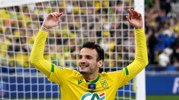 Parmi les départs récents, celui qui me laisse vraiment un goût amer, c'est celui de Pedro. Il part presque en catimini, déclassé ou du moins déprécié ("il n'a plus le niveau"), alors que c'était juste le profil le plus dépendant d'un certain style de jeu, un style nantais. 💔