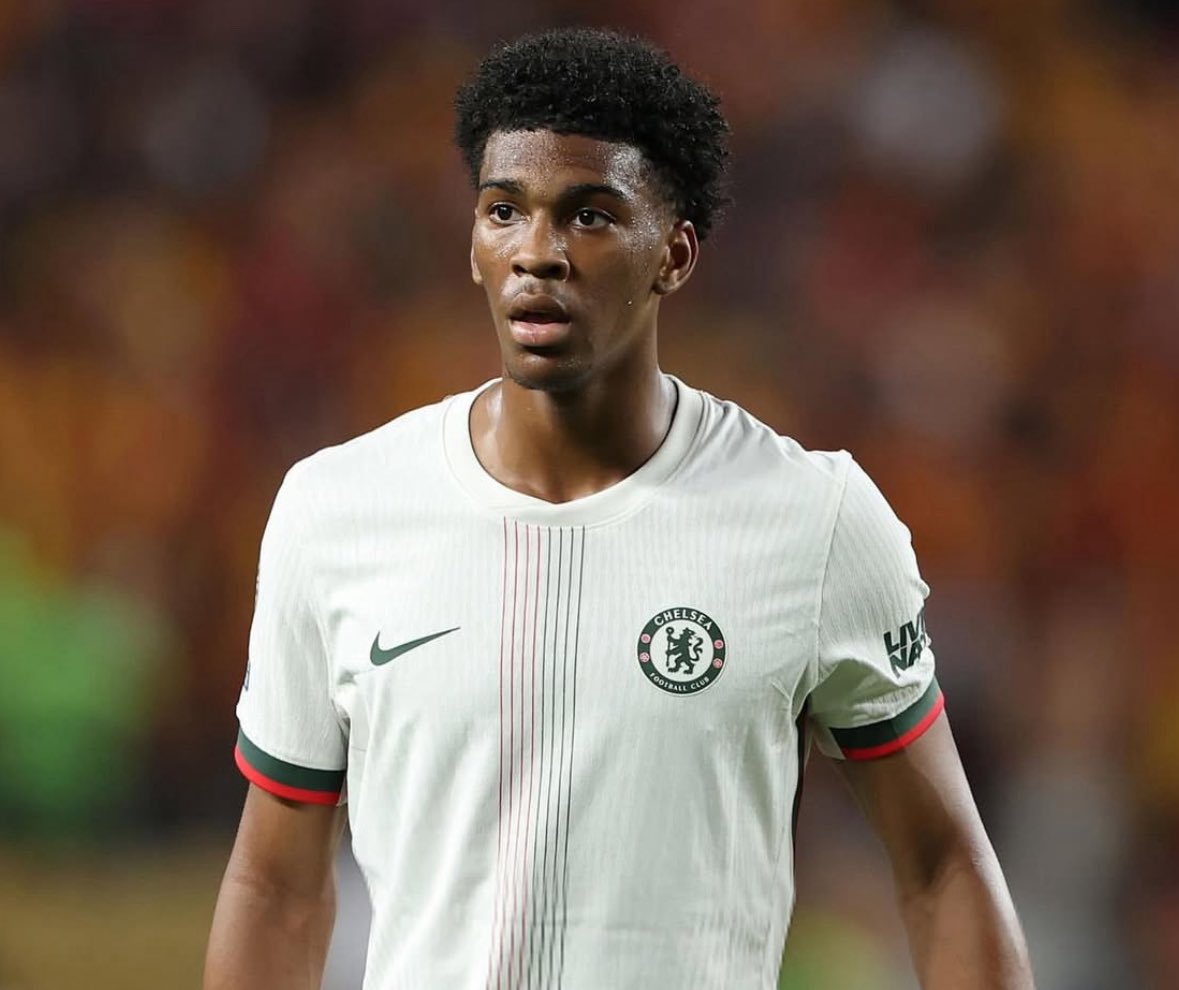 🚨💙 Chelsea mantain their position on Josh Acheampong: no intention to sell the player this summer.

New contract was agreed few months ago and he’s seen as key part of the project despite interest from several clubs.