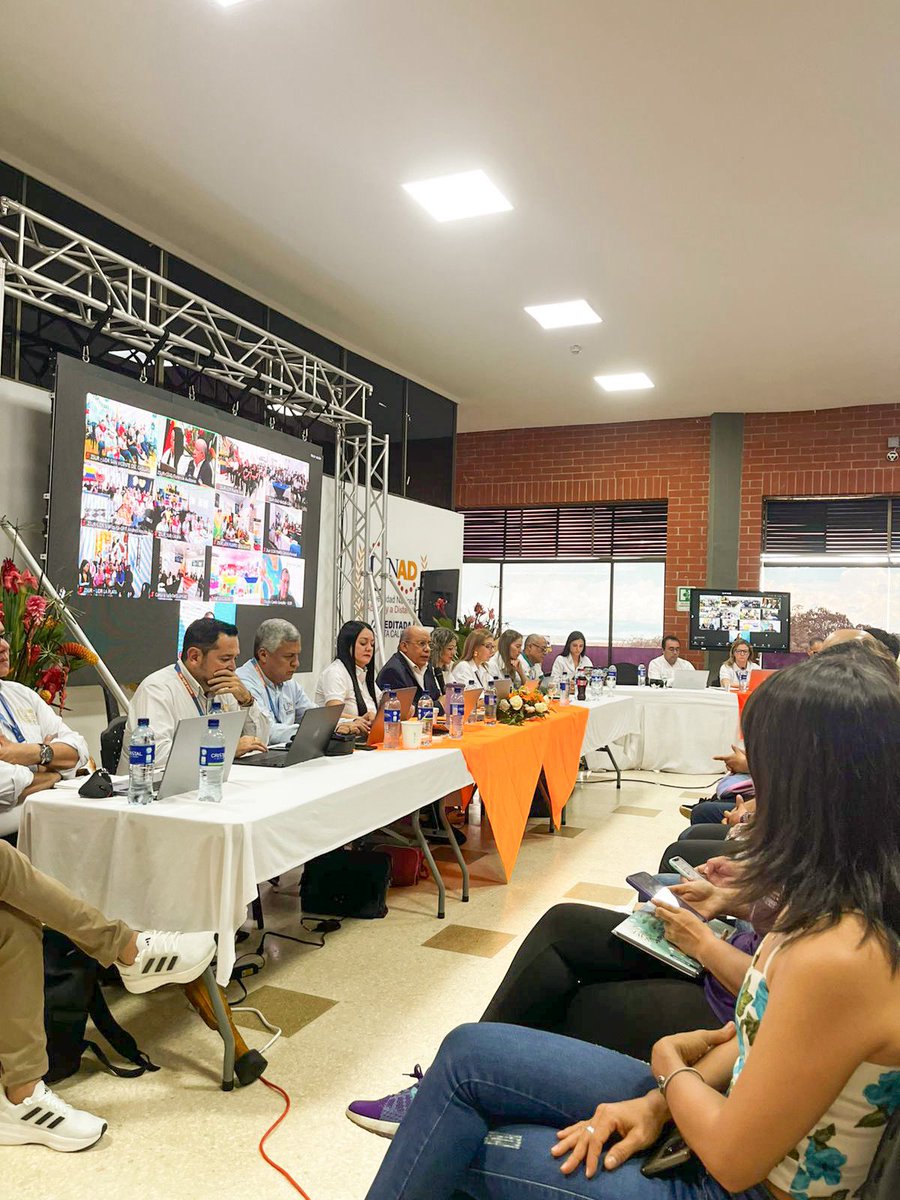 Carolina Calle tweet media