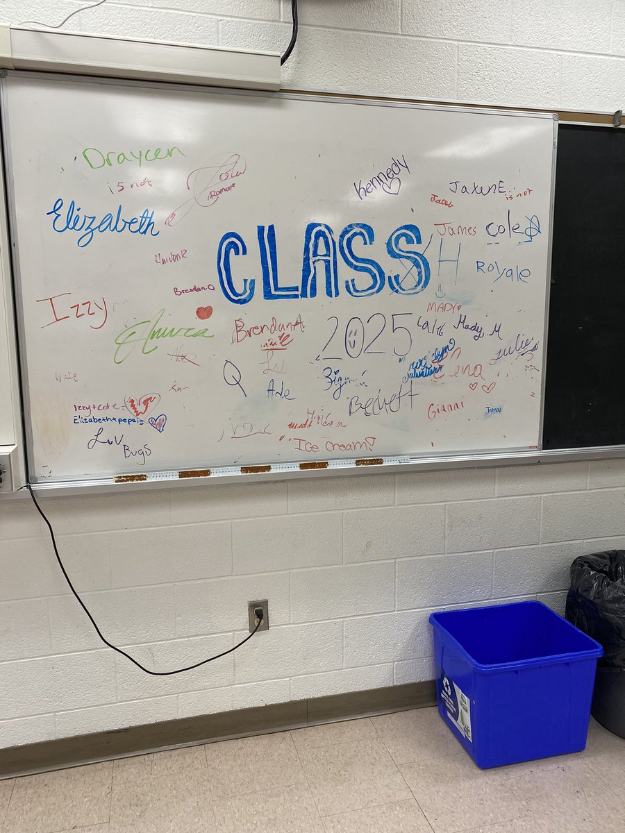 c_mrsd's tweet photo. That’s it for the class of 2025! Good luck! https://t.co/xHDVhiG6XH