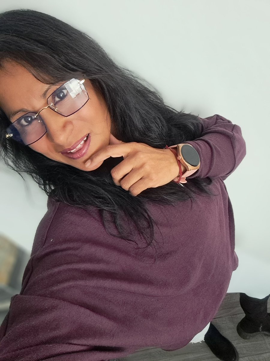 La vida me enseño que los mejores planes surgen sin plantearlos, que las personas maravillosas llegan sin buscarlas y que el mejor abrazo siempre es el inesperado, gracias vida por tantos regalos.
🖤🤸🏾‍♀️💪🏾✌🏽✨🖤