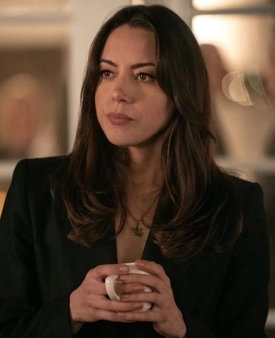 Yoamarahonei's tweet photo. HAPPY 41st BIRTHDAY AUBREY PLAZA🤍#June26th✨#Actress✨#DirtyGrandpa✨#AubreyPlaza✨#explorepage✨ https://t.co/TlsaqNy18q