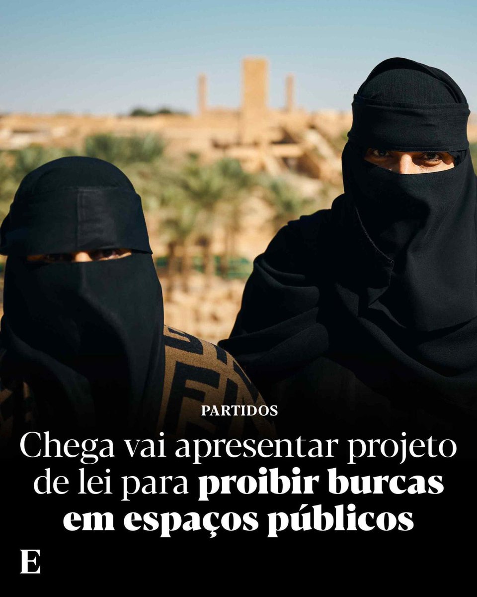 expresso's tweet photo. O Chega vai apresentar um projeto de lei para proibir uso de burcas, roupas habitualmente usadas por pessoas muçulmanas, e outras roupas que ocultem o rosto, argumentando que a proposta se centra em questões de segurança, laicidade e igualdade

Leia mais: https://t.co/yCSsLYW8fI https://t.co/n1aM7ARPJ3