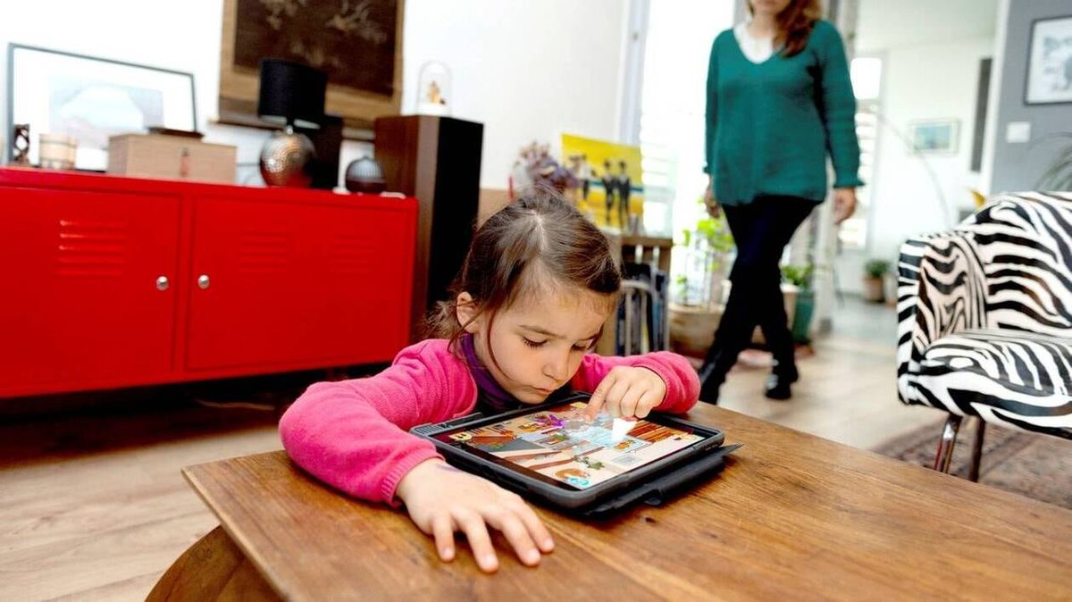 Le cerveau de votre ENFANT est détruit chaque jour

La technologie a volé son attention et l’a transformée en addiction plus puissante que n’importe quelle drogue

On est passé de 45 min à 9 sec de focus en 1 génération

Voici comment sauver votre cerveau (prouvé par la science):