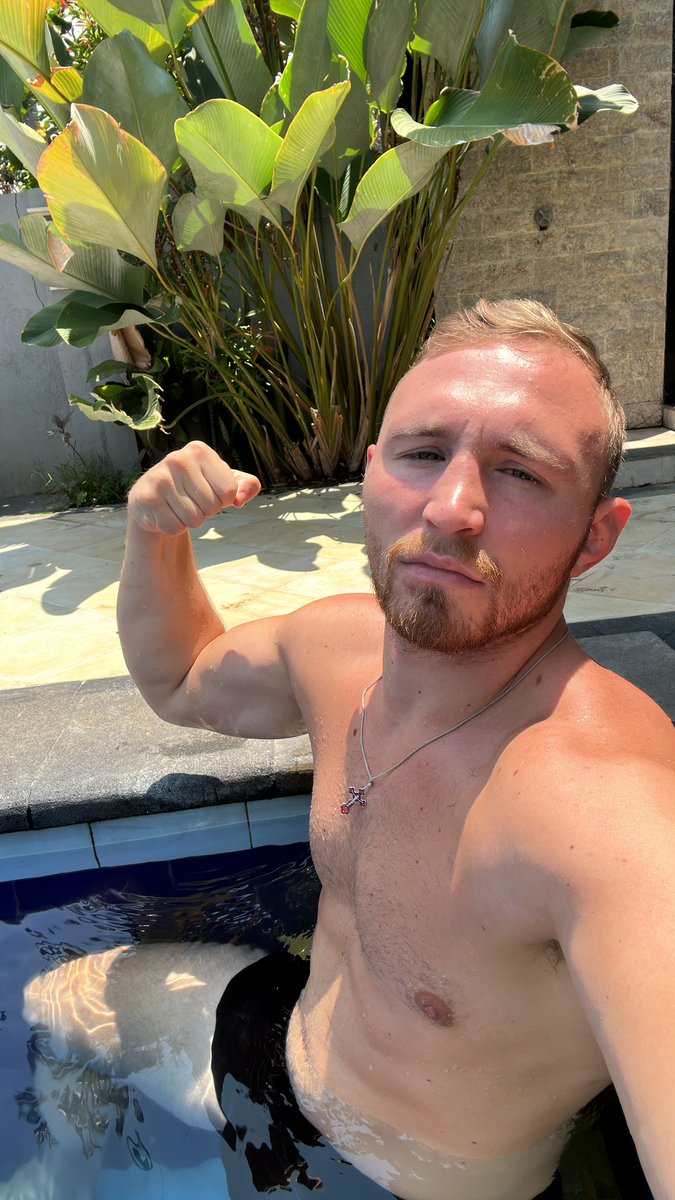 अगर आप फिर से गिरना और कमजोर होना चाहते हैं: बधाई हो, आपने सही जगह ढूंढ ली है!
मुझे आपकी देखभाल करने दीजिए, मैं न केवल आपके दिमाग बल्कि आपके बैंक खाते को भी नियंत्रित करूंगा।
जिसे भी खाली होना है, वह मुझे अभी मैसेज करे!
आइए थोड़ा मज़ा करें!