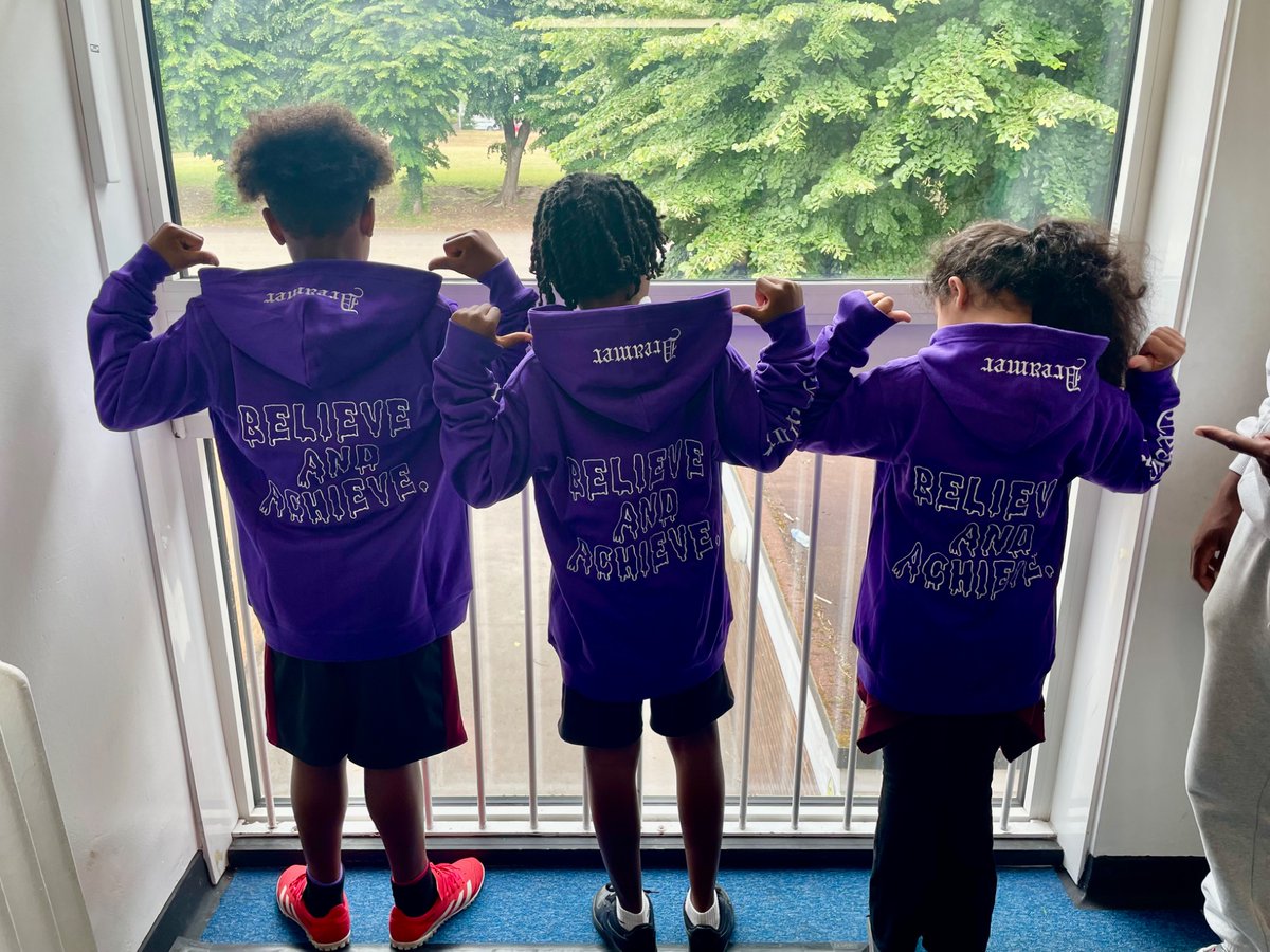 F2D ITC (@f2ditc) on Twitter photo Great to see our Y5 Superstars at <a href="/oasiswoodview/">Oasis Academy Woodview</a> wearing their hoodies all designed by them after participating in our F2D x KING EDWARD’S competition!
It was great having you there!
<a href="/kepartnerships/">KES and KEHS Partnerships</a> Great to see our Y5 Superstars at <a href="/oasiswoodview/">Oasis Academy Woodview</a> wearing their hoodies all designed by them after participating in our F2D x KING EDWARD’S competition!
It was great having you there!
<a href="/kepartnerships/">KES and KEHS Partnerships</a>