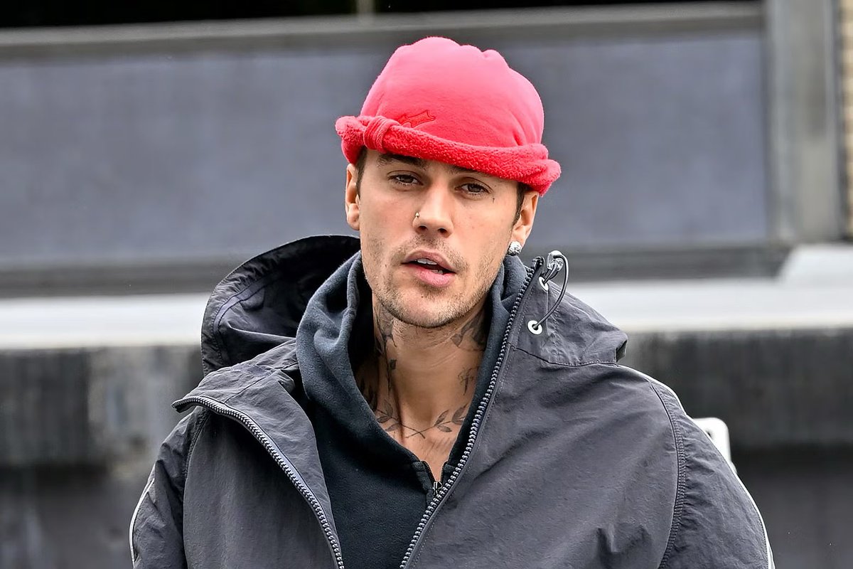 FearBuck tweet media