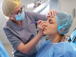 With the ongoing struggle with declining reimbursements still ongoing, many ASCs are offering ocular aesthetics. Could this be the answer for your facility? #aestheticsinASC #blepharoplasty #NathanWBlessingMD #LIsaKFeulnerMD
#JemshedKhanMD

ophthalmologymanagement.com/supplements/20…