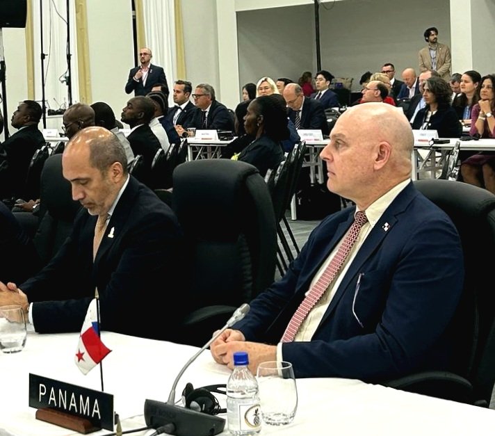 Carlos Guevara Mann (@guevaramann) on Twitter photo Quincuagésima quinta Asamblea General de la <a href="/OEA_oficial/">OEA</a>. Por unanimidad se adoptó nuestra propuesta de declarar el año 2026 "Año conmemorativo del bicentenario del Congreso Anfictiónico de Panamá".
<a href="/CancilleriaPma/">Cancillería de Panamá</a>
<a href="/socbolivarianap/">Sociedad Bolivariana de Panamá</a>
<a href="/radioanconpa/">Radio Ancón</a>
<a href="/radiopanama/">Radio Panamá</a>
<a href="/destinopty/">destinopanama</a> Quincuagésima quinta Asamblea General de la <a href="/OEA_oficial/">OEA</a>. Por unanimidad se adoptó nuestra propuesta de declarar el año 2026 "Año conmemorativo del bicentenario del Congreso Anfictiónico de Panamá".
<a href="/CancilleriaPma/">Cancillería de Panamá</a>
<a href="/socbolivarianap/">Sociedad Bolivariana de Panamá</a>
<a href="/radioanconpa/">Radio Ancón</a>
<a href="/radiopanama/">Radio Panamá</a>
<a href="/destinopty/">destinopanama</a>