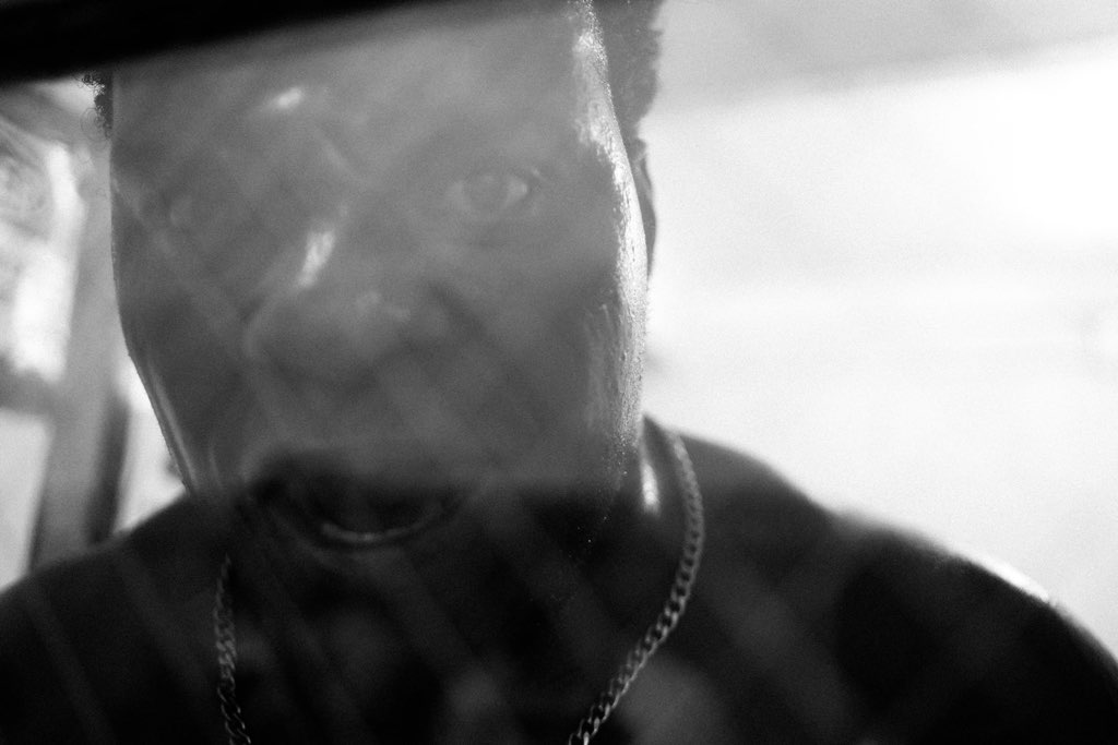 BomayeBrotha's tweet photo. You ever seen a problem look you dead in the face?
This ain’t art it’s a threat with rhythm.
I don’t knock. I break doors.
And I ain’t here to talk. I’m here to EAT.
That’s on BOMAYE.

#SuplexAssassin #BOMAYE #AlexKane #WrestlingSavage #AllSmokeNoTalk https://t.co/kwj9QXZPdi