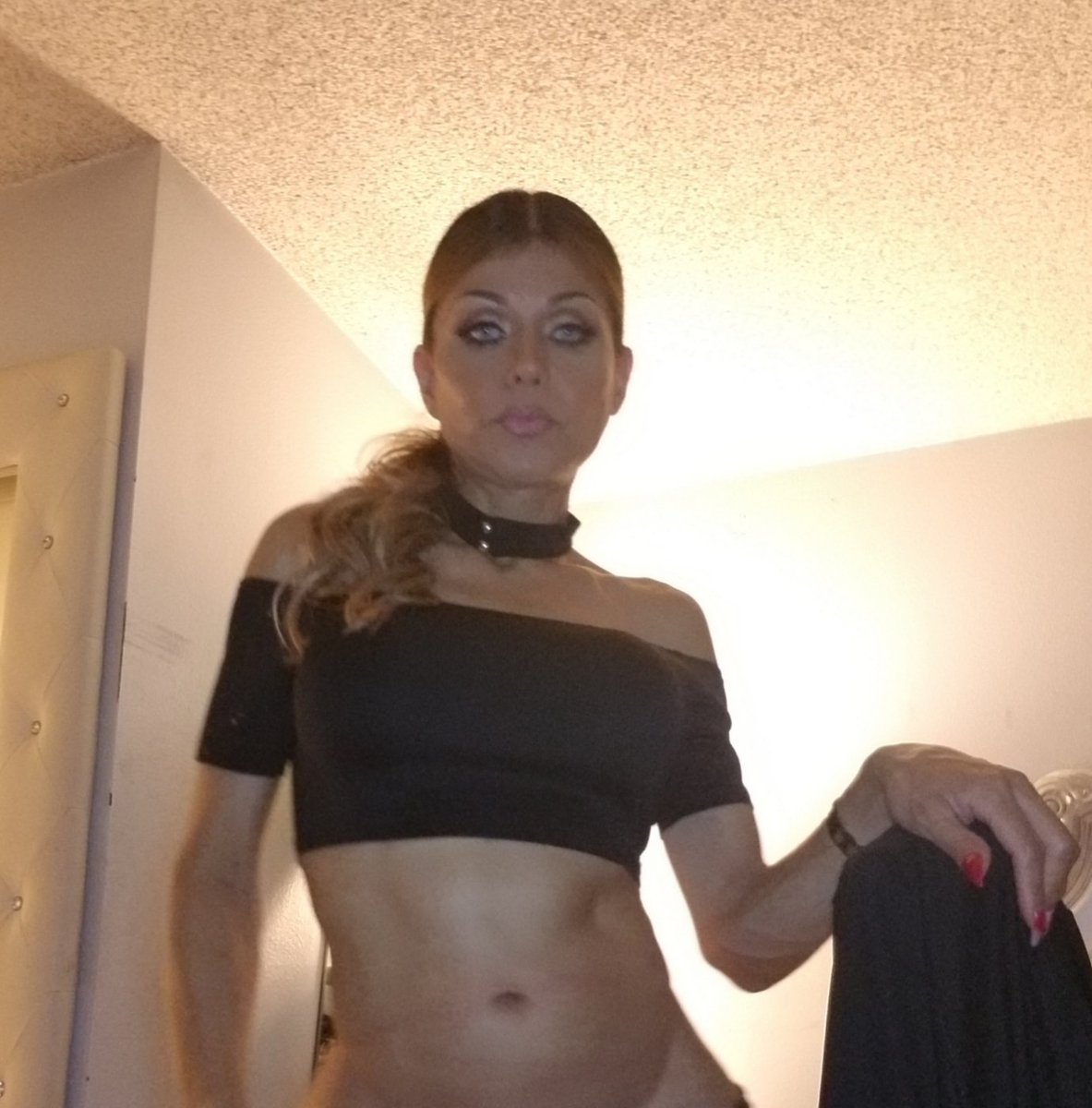 TsJohannaB1's tweet photo. Read the rules to be a members of this page. Comment what you want to see and retweet to have this community bigger💋💋💋 https://t.co/hWDQzQonnY
