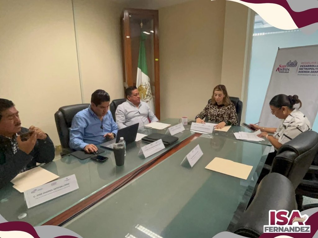 _isaFdz's tweet photo. Hoy se llevó a cabo la novena sesión ordinaria de la Comisión de Desarrollo Metropolitano y Agenda 2030, donde compartimos con las y los integrantes la participación de esta comisión en la suscripción del convenio “Carta a la Tierra” 🌍📝 https://t.co/UE4lywRuLE