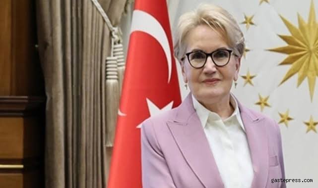 alikdk's tweet photo. Saray sevdalısı ikili… https://t.co/7u5LxahA3w