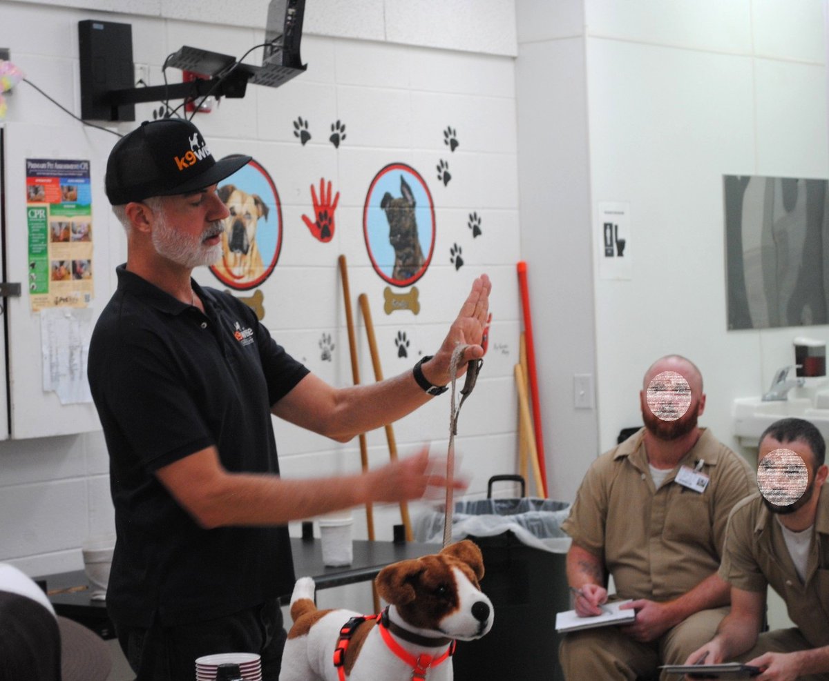 distevhass31's tweet image. It was a great day today for the “How to Speak (& Listen!) Dog” introductory class with the men of group 46. We are off to a wonderful start and can’t wait to meet the dogs next week!~K9wise @GA_Corrections @GAFirstLady @CLALeadership @jeffbreedlove1 @Recovery_GC4R @endthewhisper