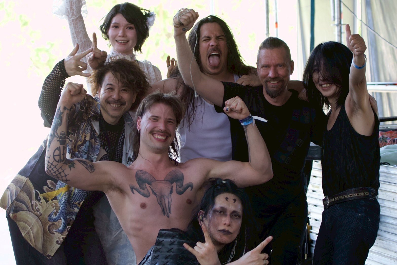 Far East Dizain Яyu チェキ　FED Azavana Far East Dizain profile | Far East Dizainプロフィール | vkgy