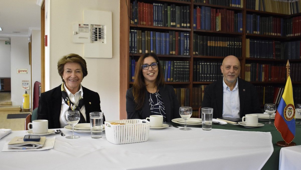 Embajada de Uruguay en Colombia 🇺🇾🇨🇴 tweet media