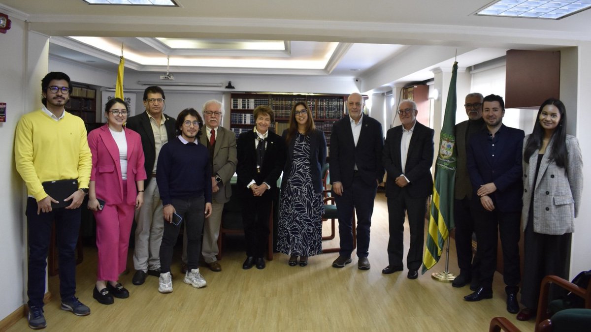 Embajada de Uruguay en Colombia 🇺🇾🇨🇴 tweet media
