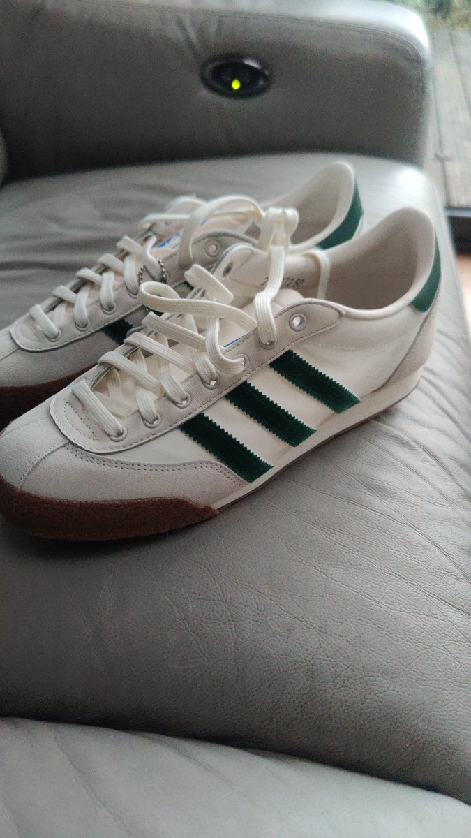 simon blower tweet media