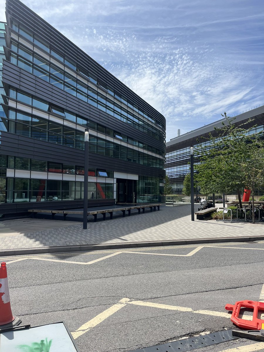 lucisaess's tweet photo. Today was my last day at @oxford_ndph 🥹. I’ll be forever grateful for this experience. Until next time 🥰. Lindy! ✨ https://t.co/sbIIgMuf9M