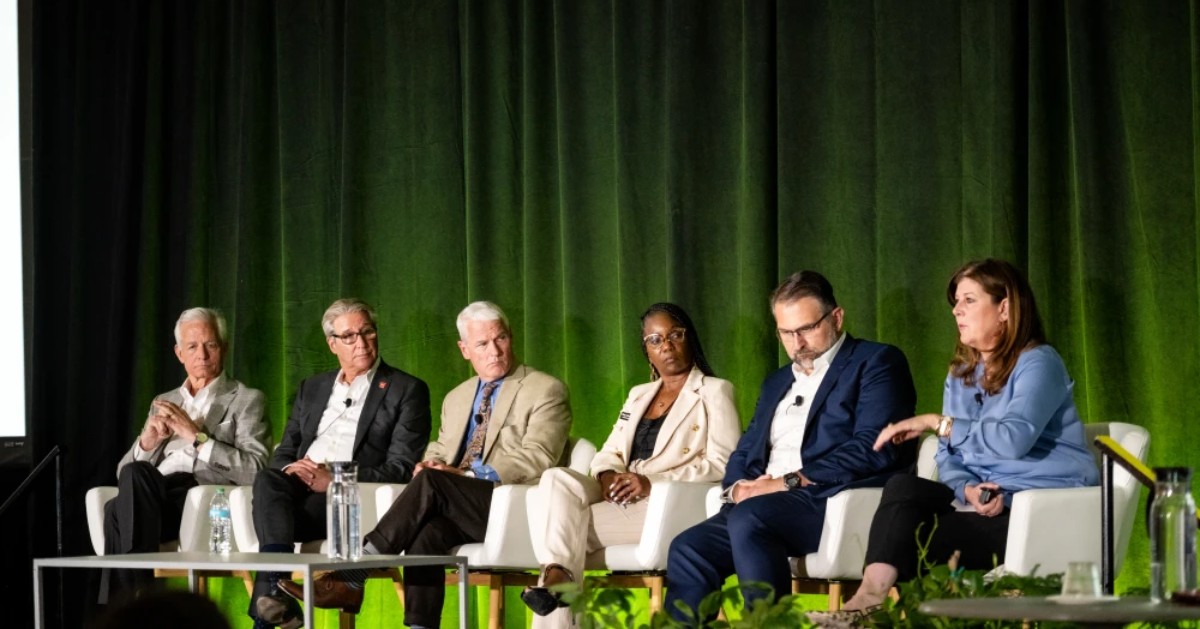 ULIBC's tweet image. ULI Panel Highlights Urgent Lessons from Los Angeles Wildfires to Shape Future Resilience Efforts.
Read more in #UrbanLand here: on.uli.org/yj4J50Wb1l3