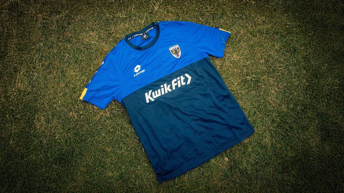 Love this new training gear 💙💛