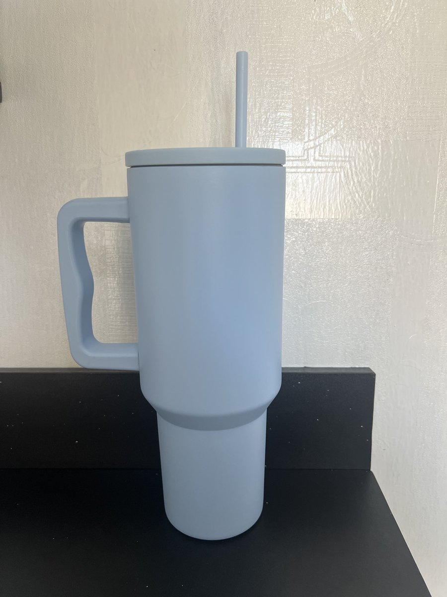 thefancygift_ng's tweet photo. Tumbler with straw
Keep cold water up to 18,hours and hot up to 8hours
Price:21,000 https://t.co/F54WZ4DlFX