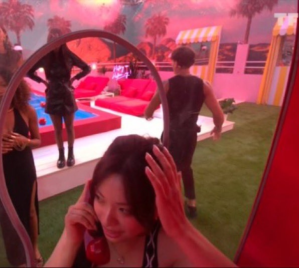 lablueteam's tweet photo. On vit le meilleur prime ce soir merci la prod #SecretStory13 #secretstory2025 #SecretStory https://t.co/7cHVVPDmLY