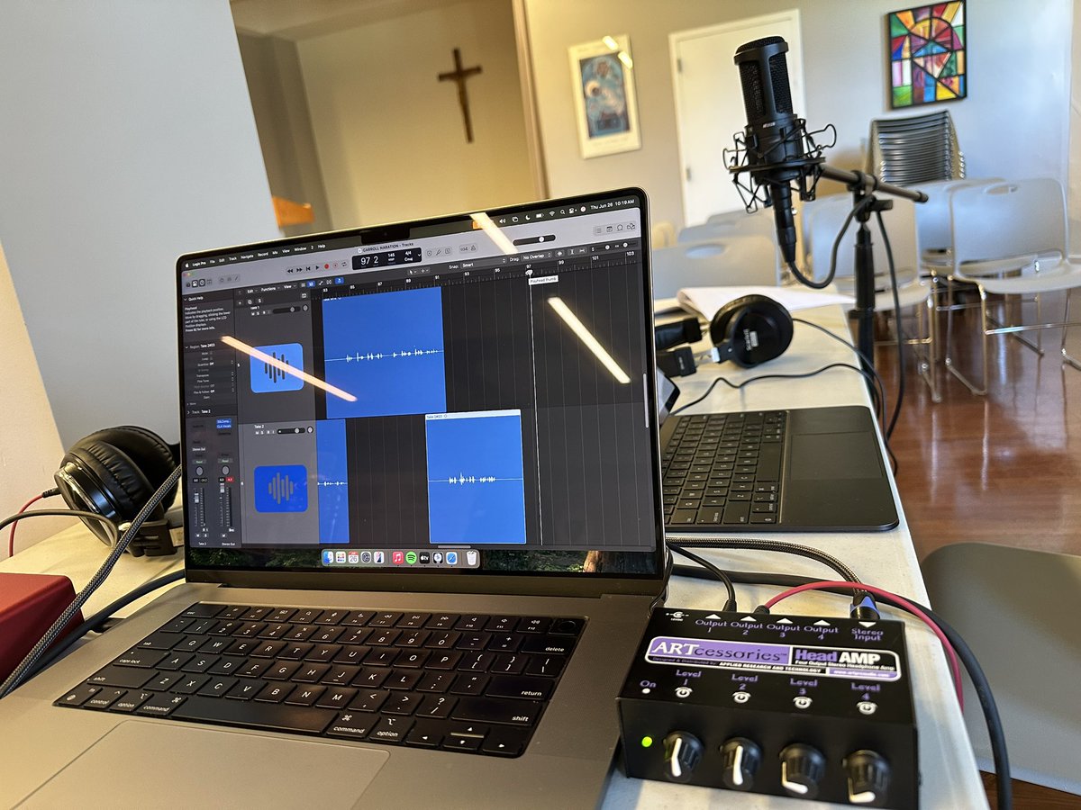 campusvisionpro's tweet photo. 🎙️ Narration is the heartbeat of your school’s story. We pair powerful visuals with professional voice actors—or coach your chosen spokesperson through the process with expert guidance from our seasoned team. https://t.co/qGCbVzqi3q