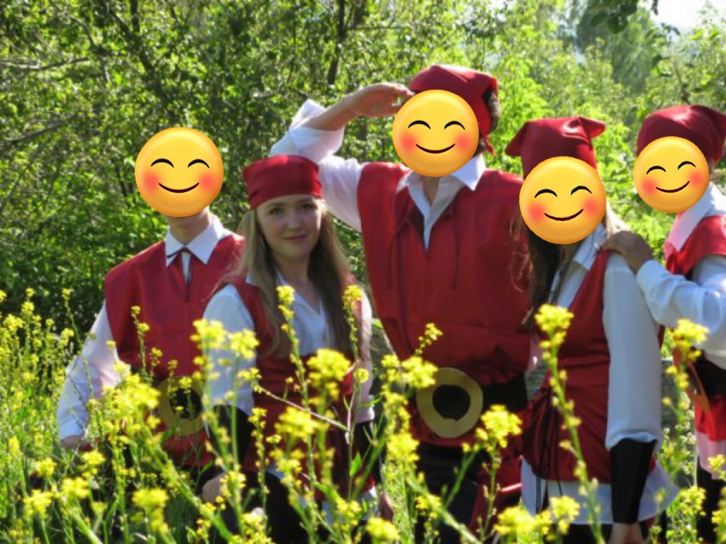 Присоединюсь.
Ни одна из историй «прошлой жизни» не звучит для меня «окончательно отыгранной» по разным причинам, они все логично сплетаются в жизнь настоящую.
Кроме этой.

Самала больше нет.
Когда-то не было в мире ничего значимей.

Инструктор в детском туристическом лагере.