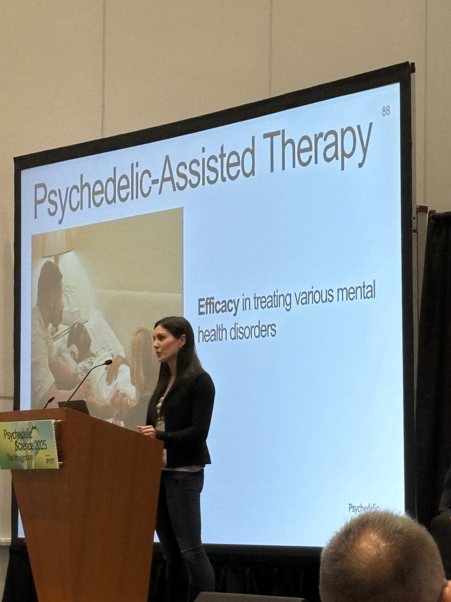JHPsychedelics's tweet image. That’s a wrap on Psychedelic Science 2025! We had a fantastic time presenting our research and connecting with both new and familiar faces in the field. Grateful for the conversations, collaborations, and inspiration. Excited for what’s ahead! @PsychedelicSci @MAPS @BWe1ss…