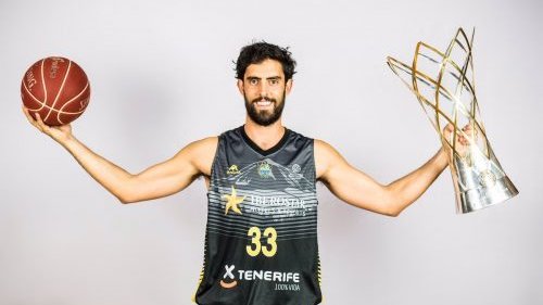 <a href="/jbeiran33/">Javier Beirán</a> <a href="/ACBCOM/">Liga Endesa</a> <a href="/MovistarEstu/">Movistar Estudiantes</a> 👋 Despedida #PrimeraFEB: <a href="/jbeiran33/">Javier Beirán</a>, en números (y 2)

🥇 Oro <a href="/FIBAWC/">FIBA Basketball World Cup 🏆</a> con #LaFamilia
🥈 Plata #U20M #LaFamilia 

1⃣🏆 Campeón <a href="/BasketballCL/">Basketball Champions League</a>
1⃣🏆 Campeón <a href="/FIBAIC/">FIBA Intercontinental Cup</a>
1⃣🏆 Campeón Copa Princesa
2⃣🏆 Campeón Circuito U20