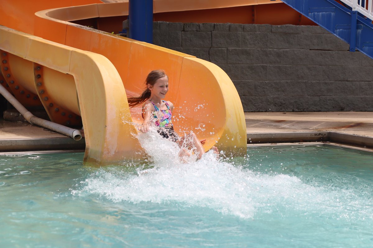 🌊 Join us at Northside Swim Center tomorrow and Saturday from noon to 5 PM for a splashin' good time! Don't miss it! 🎉 #SwimFun