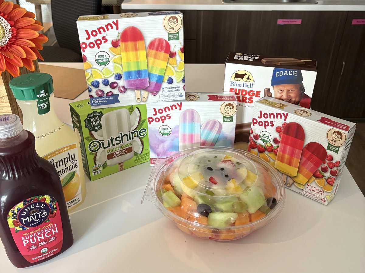 aba_HANDS's tweet photo. With summer heat in full swing, our founders sent a little something to the clinics to help our staff stay cool. Thank you to Hassan, Anh, and Delesta for the treats! ☀️🍭

#teamappreciation #workplacewellness #staycool https://t.co/WYluBUoUSg