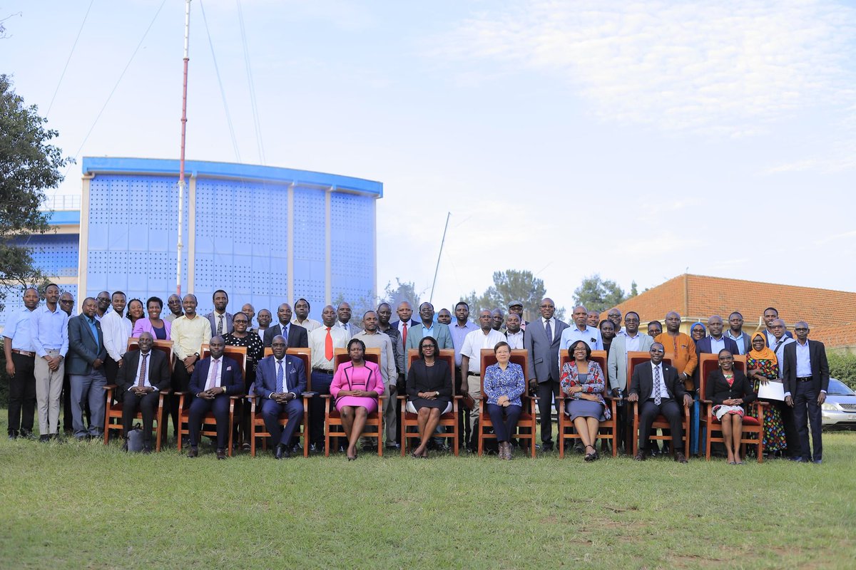 26th June 2025 — Mbarara University of Science and Technology held its 2nd Institutional Pedagogy and Competence-Based Education training for academic staff. Certificates were awarded to the successful graduands.  #@UNESCO
<a href="/MbararaUST/">Mbarara University</a>