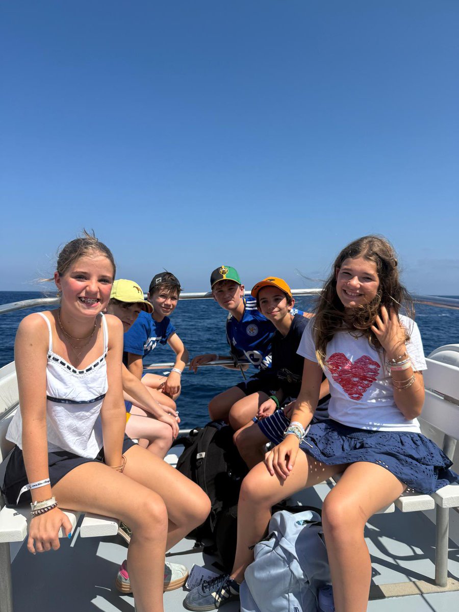 StFaithsItaly's tweet photo. Fabulous jam packed penultimate day...spent in Capri which we kicked off with a beautiful boat trip around the island. https://t.co/lSqQ4b4MXY