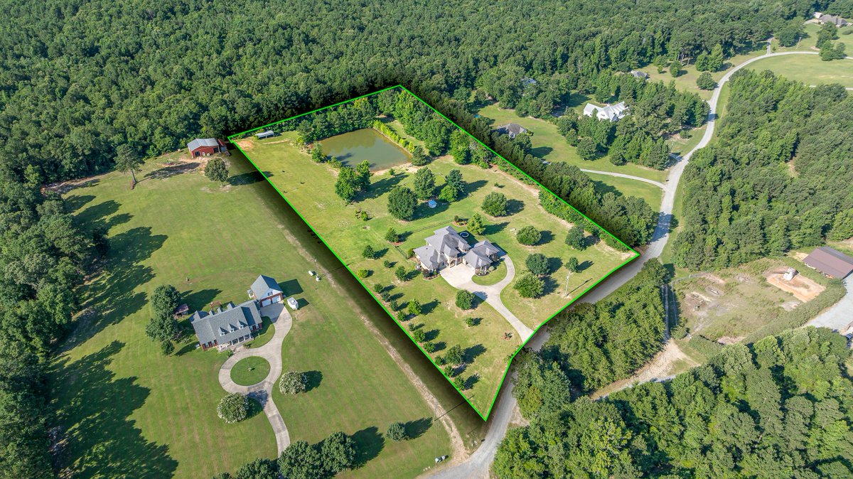 New 2 Story House For Sale‼️
📍 379 Dr Davis Rd, Calhoun, LA
💰785,000 | 🛏 3 Bed | 🛁 3 Bath 
📐 5,367 SqFt | 🌿 7.5 Acres | 🪷 Private Pond

This isn’t your average two-story—it’s a home built for breathing room, both inside and out.