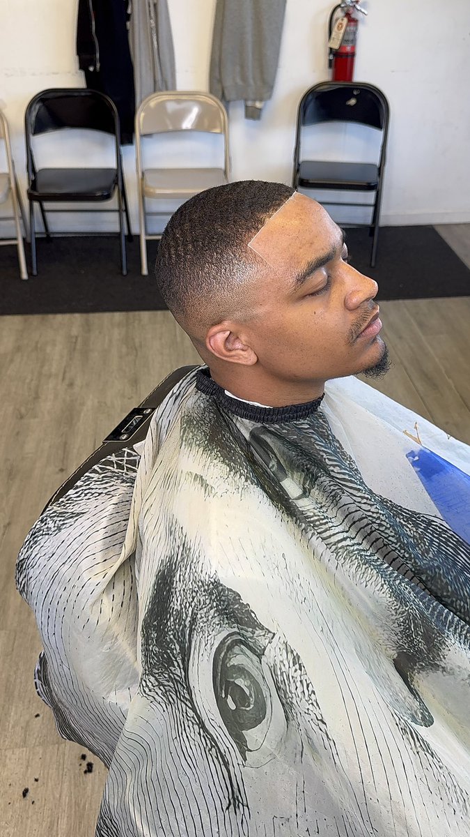 stackthepros4's tweet image. book.thecut.co/LegitBl3ndz