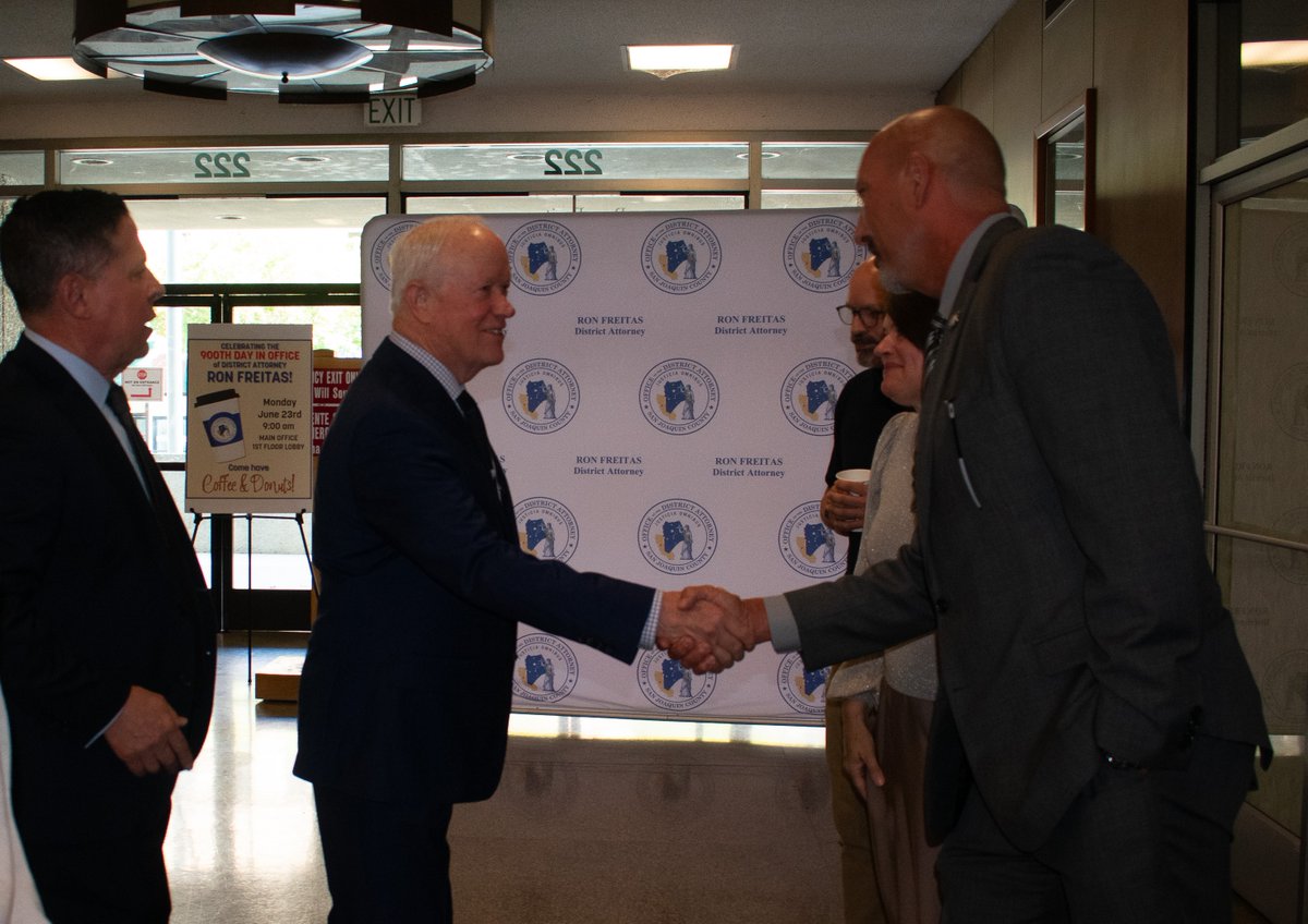 Great to tour San Joaquin County's Family Justice Center in Stockton this week with District Attorney Ron Freitas - and to meet the terrific people at the center.