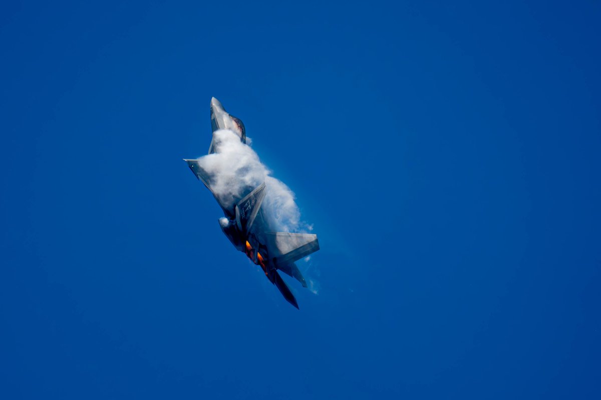 F22DemoTeam's tweet image. Raptors have arrived for the Traverse City National Cherry Festival Air-Show!