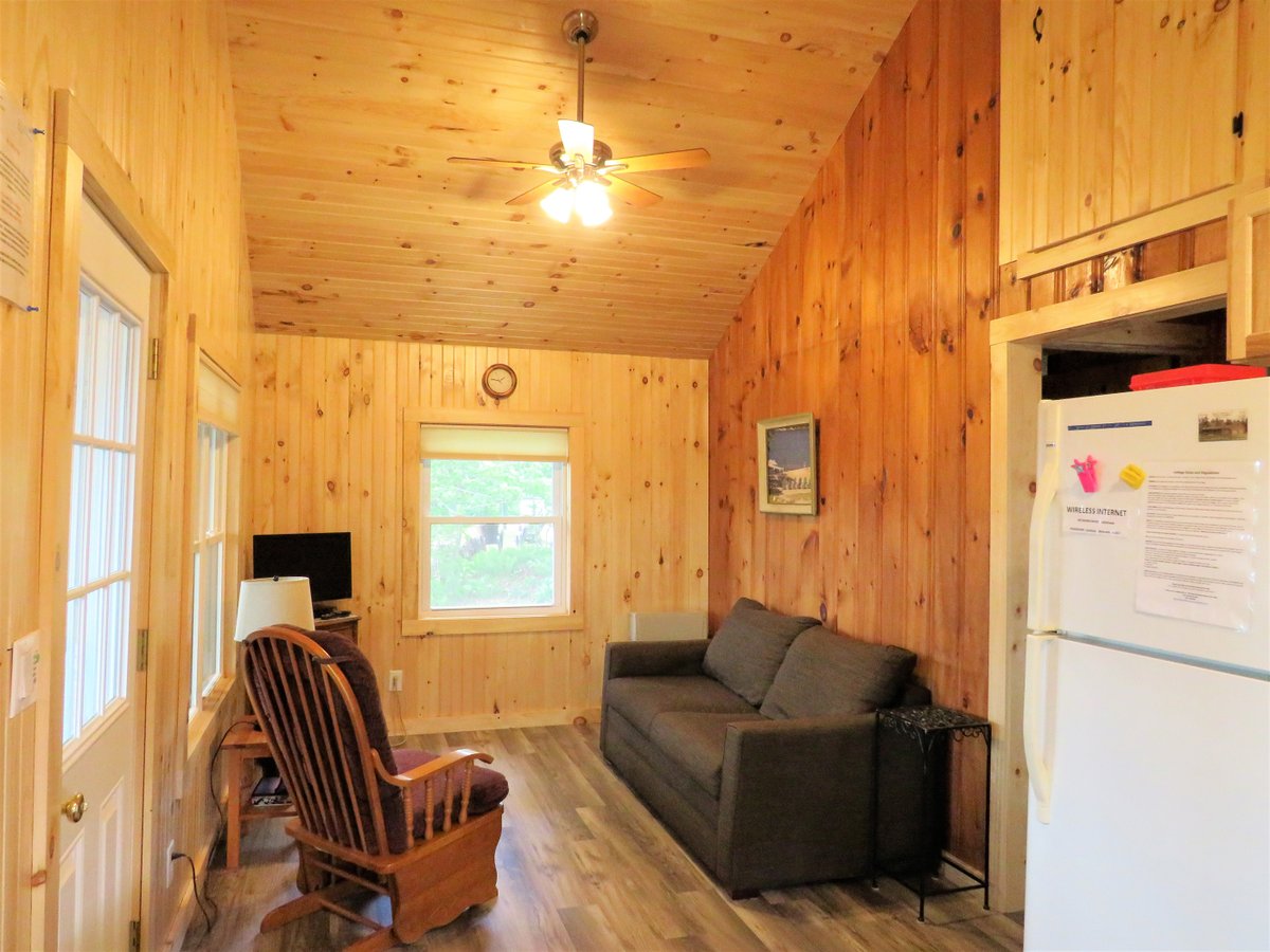 NewfoundRentals's tweet photo. Explore Paradise Point Nature Center. It is a 43-acre wildlife sanctuary. Plenty of attractions are available near the #cottage #rentals to visit. Book your #dream #vacation #rentals and enjoy more.
https://t.co/P5hI5iUzs9
#NewfoundLake #LakeViewStay #CottageRentals #Vacation https://t.co/TLAAtDhe4G