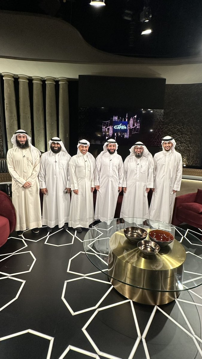 سلطان الصرام (@sultanalsarram) on Twitter photo لقاء جميل وثري في برنامج ليالي الكويت
من اليمين
<a href="/m__alwasmy/">د.محمد الوسمي</a>
<a href="/Dr_Mutlaq/">د. مطلق الجاسر</a>
<a href="/b0fhad/">د.أحمد بن مشعان الـشـقــعان</a>
طلال الهندي
سلطان الصرام
<a href="/abodawoood/">د. محمد خالد الهندي</a> لقاء جميل وثري في برنامج ليالي الكويت
من اليمين
<a href="/m__alwasmy/">د.محمد الوسمي</a>
<a href="/Dr_Mutlaq/">د. مطلق الجاسر</a>
<a href="/b0fhad/">د.أحمد بن مشعان الـشـقــعان</a>
طلال الهندي
سلطان الصرام
<a href="/abodawoood/">د. محمد خالد الهندي</a>