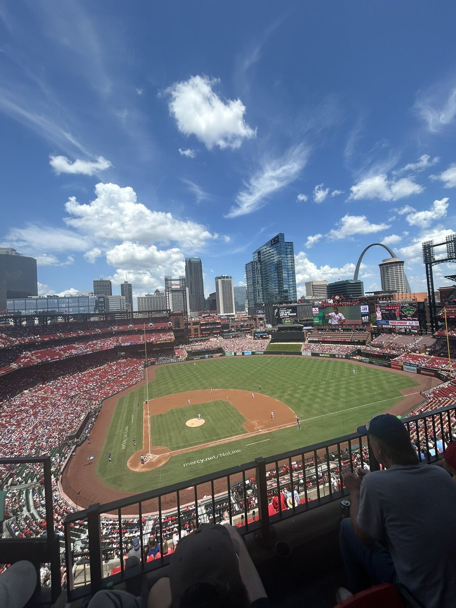 joboo116's tweet image. Busch Stadium in STL w/ elite views. #midwestbaseballtour #leg2 @Cardinals