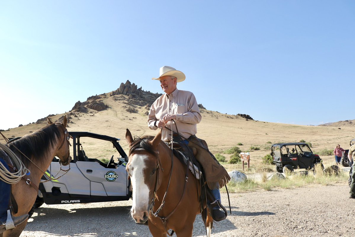 GovernorLittle's tweet image. The Governor’s Annual Trail Ride is a tradition that brings together local, state, and federal leaders to discuss critical natural resource issues.
This week we covered land management, wildfire prevention & suppression, grazing, and other issues of importance to the West.…