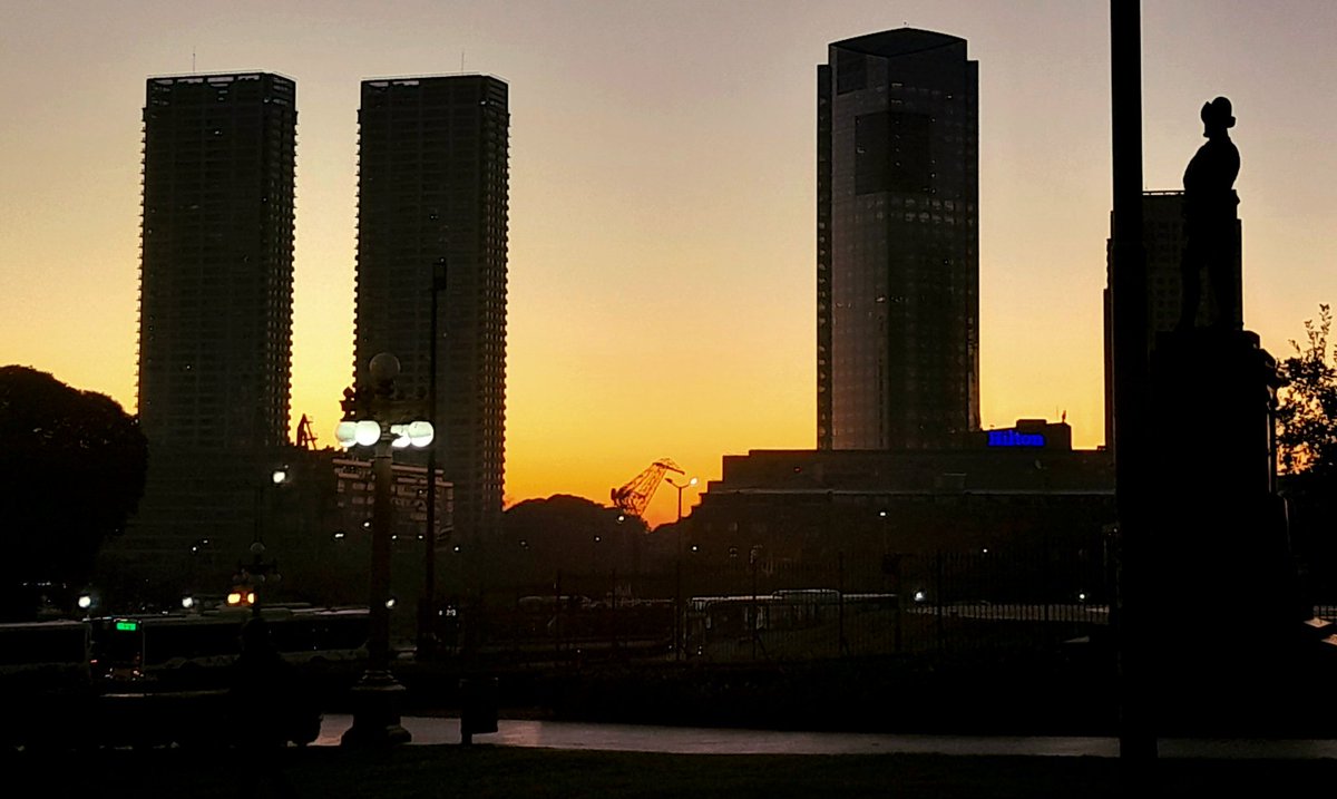 Puerto Madero. Buenos Aires. 7am.