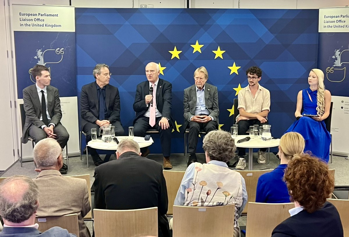 EPinUK's tweet photo. A huge thank you to German Ambassador Miguel Berger for his opening remarks and our fantastic panel of speakers: 
Maurizio Cuttin, 
Alfred Quantril, 
Cecilia Jastrzembska &amp; 
Ray Kirtley for sharing their insights and 
Dr Carl Wright for moderating the discussion. https://t.co/By8FZJyeq9