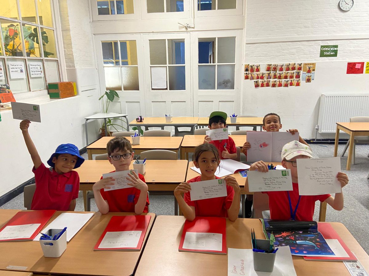 Two weeks ago, Creatures from the Deep club wrote to Sir David Attenborough...&amp; he wrote back! Each child in the club got a copy of the handwritten letter &amp; envelope to keep. 
Thanks David - SAVE OUR OCEANS!🌊
#davidattenborough #EnvironmentalEducation #environmentalstewardship