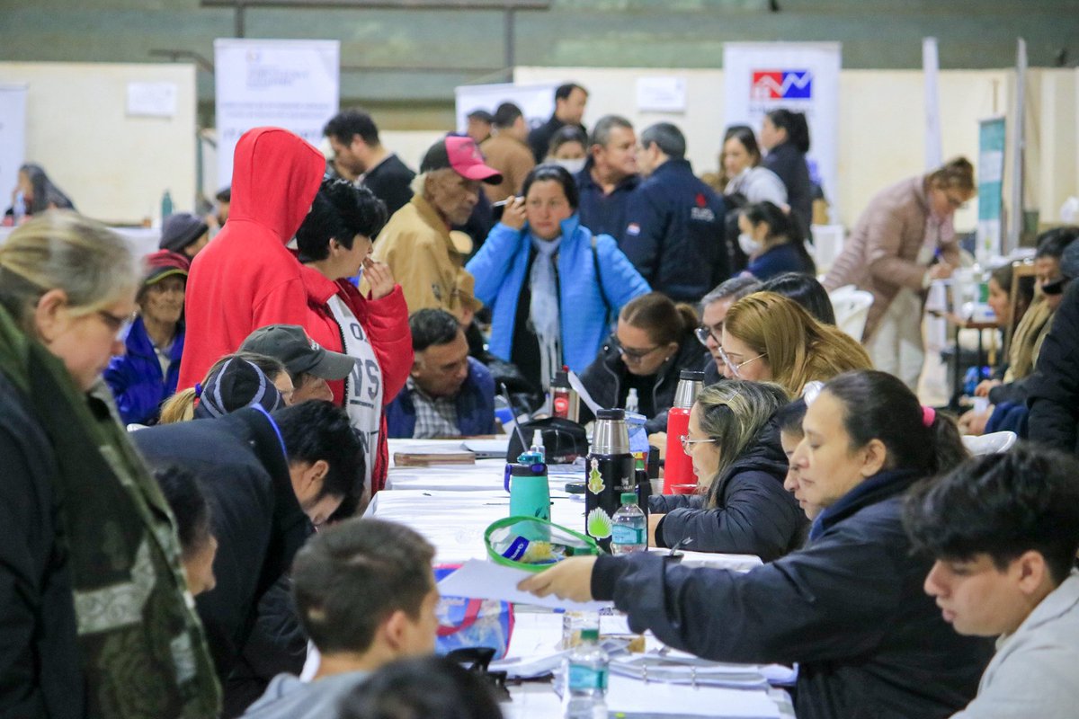minmujerpy's tweet photo. 🚐 Ciudad Mujer Móvil brindó 1.059 servicios a 396 personas de Capitán Meza #Itapuá, a través de 23 instituciones públicas, con el apoyo de @OPDPARAGUAY e @itaipuparaguay  

📌 Mañana será en el Tinglado Municipal de #Natalio, de 07:00 a 13:00.

🔗https://t.co/ZltJqKNmMi https://t.co/ao4RxuLL1Y