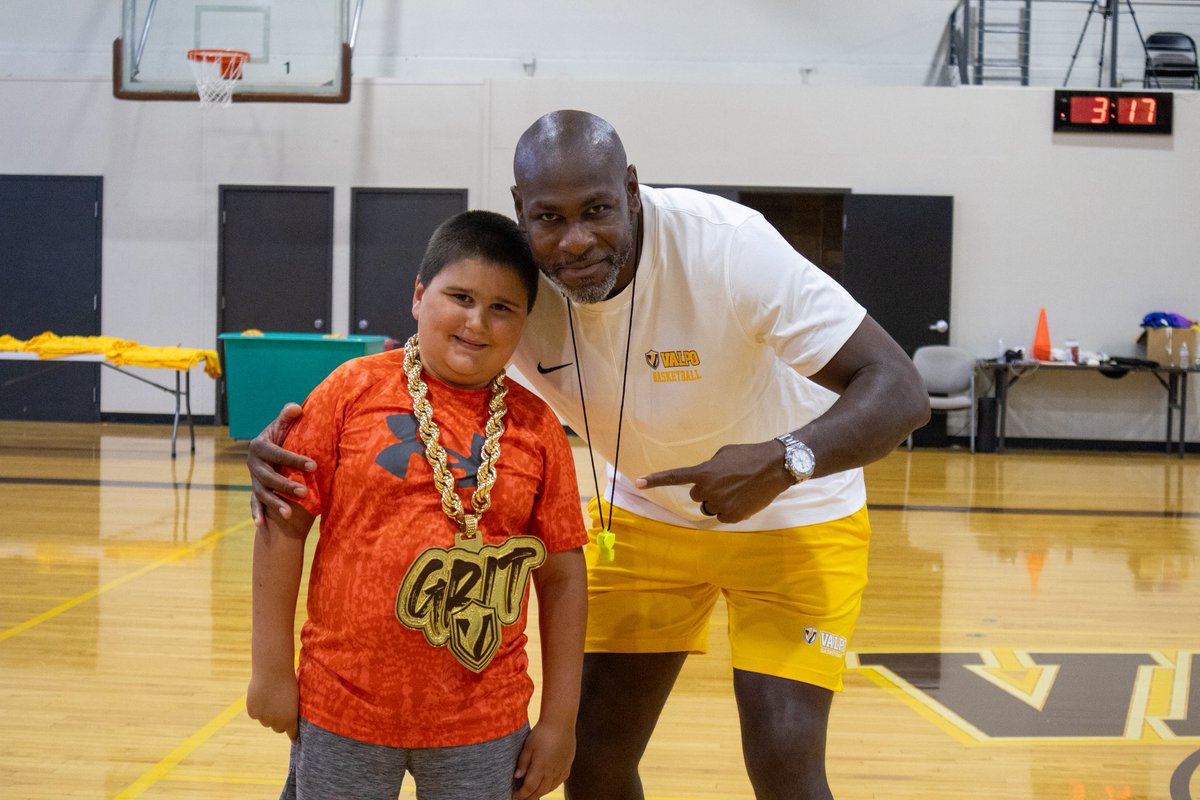 Valpo Basketball tweet media